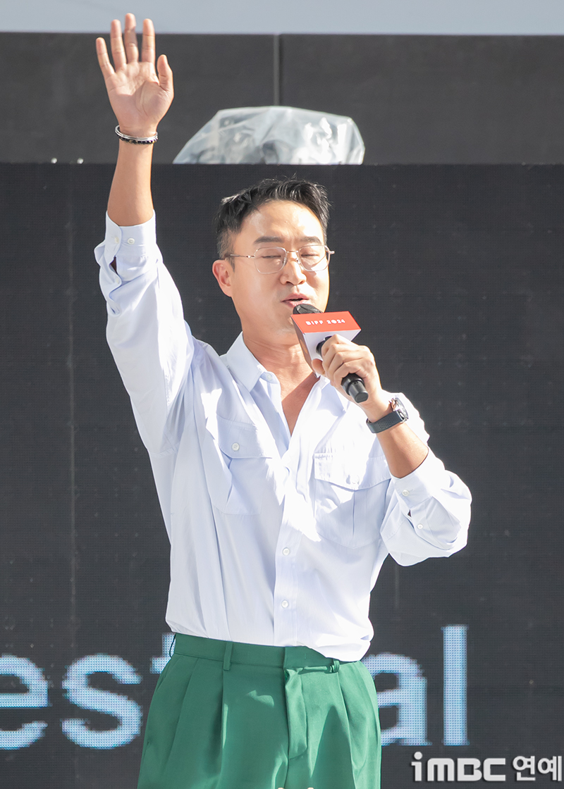 [포토] 조우진, 갑자기 수리남 변기태 빙의 ‘ZOO 은총~’